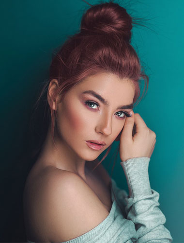 Makeup Brand Artist