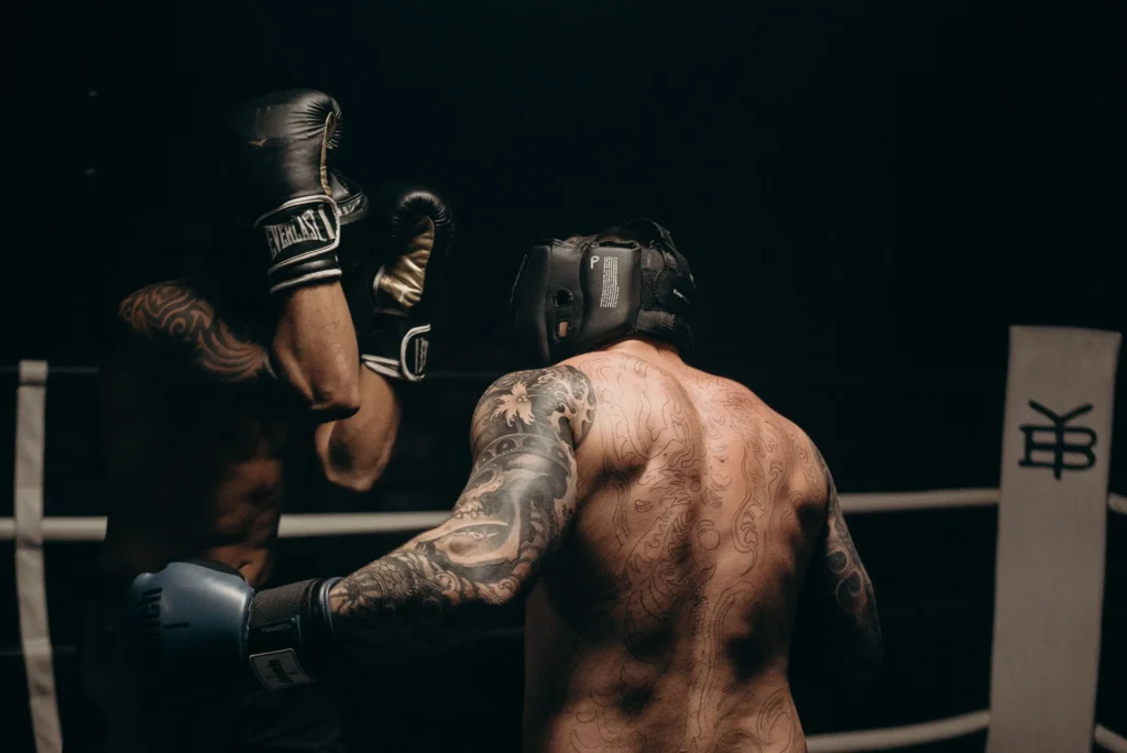 boxers fighting